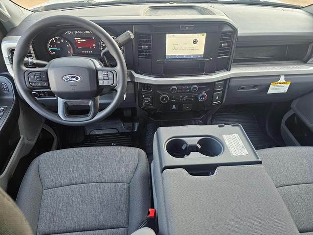 Photo of 2026 Oxford White Ford F-350