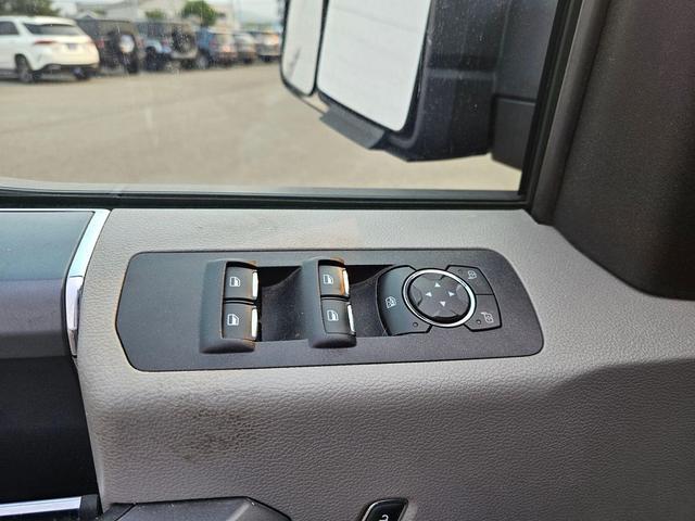 Photo of 2018 Blue Jeans Metallic Ford F-150