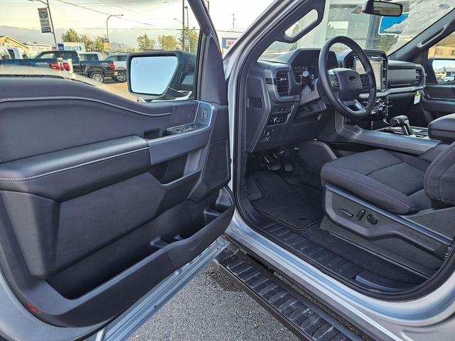Photo of 2025 Iconic Silver Metallic Ford F-150
