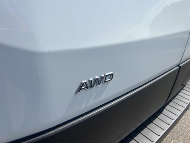 Photo of 2025 Oxford White Ford Transit-250
