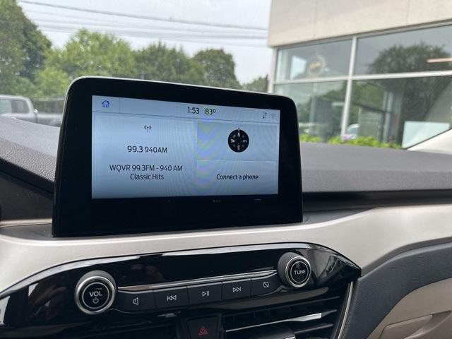 Photo of 2022 Carbonized Gray Metallic Ford Escape