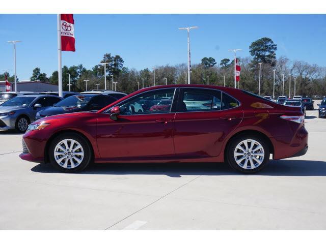 Photo of 2018 Ruby Flare Pearl Toyota Camry