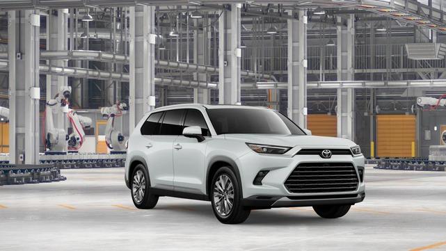 Photo of 2026 White Toyota Grand Highlander