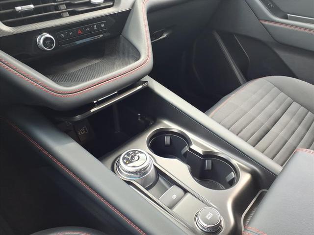 Photo of 2025 Carbonized Gray Metallic Ford Explorer