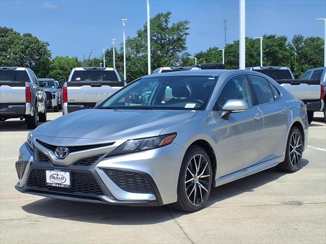 Photo of 2023 Celestial Silver Metallic Toyota Camry