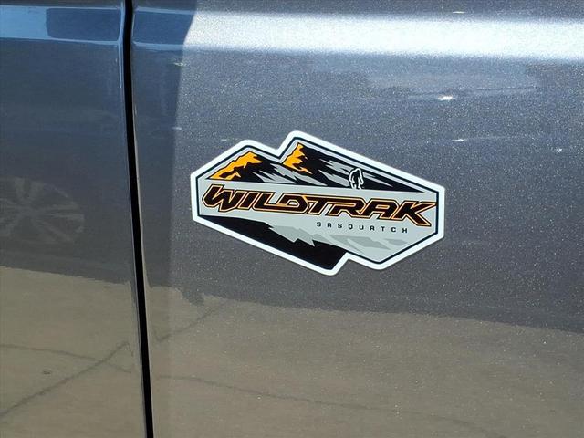 Photo of 2023 Carbonized Gray Metallic Ford Bronco