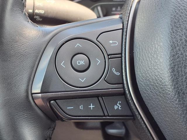 Photo of 2023 Ice Cap Toyota Camry