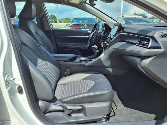 Photo of 2023 Ice Cap Toyota Camry