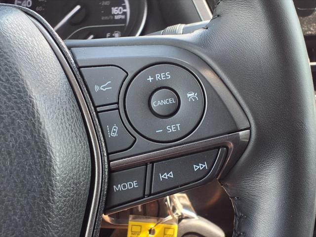 Photo of 2023 Ice Cap Toyota Camry