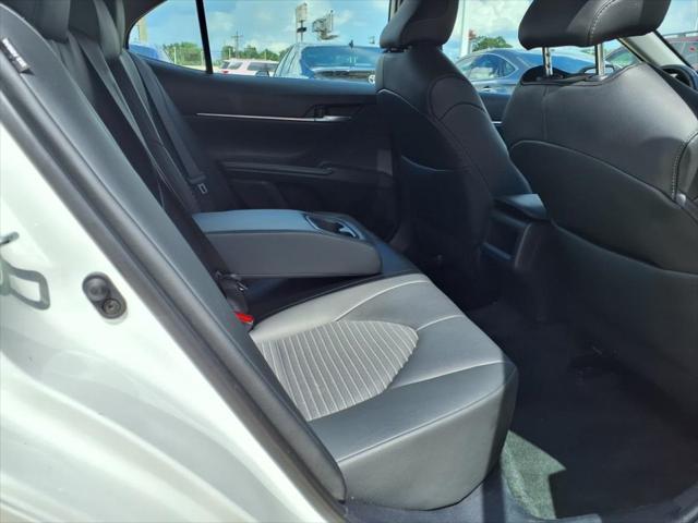 Photo of 2023 Ice Cap Toyota Camry