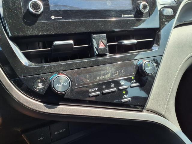 Photo of 2023 Ice Cap Toyota Camry