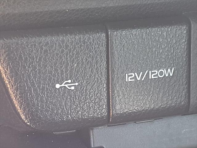 Photo of 2023 Ice Cap Toyota Camry