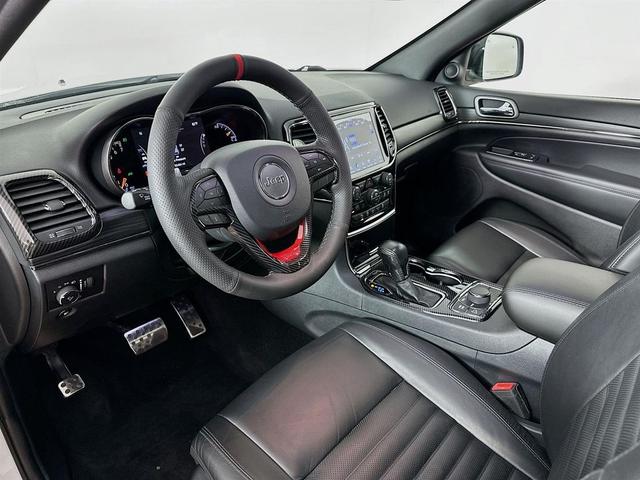Photo of 2020 Bright White Clearcoat Jeep Grand Cherokee