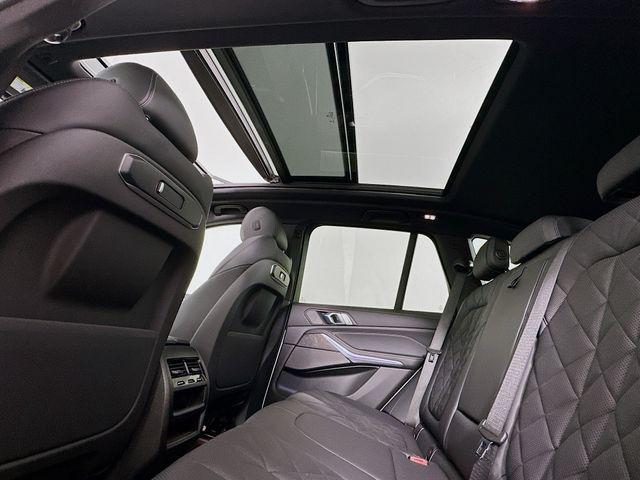 Photo of 2024 Mineral White Metallic BMW X5