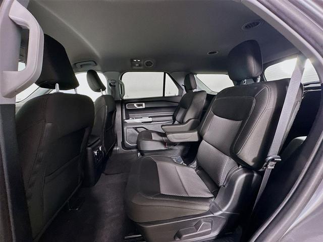 Photo of 2022 Carbonized Gray Metallic Ford Explorer