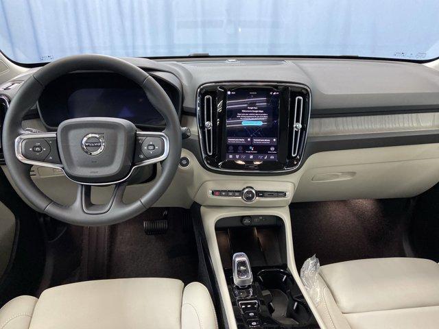 Photo of 2026 Denim Blue Volvo XC40