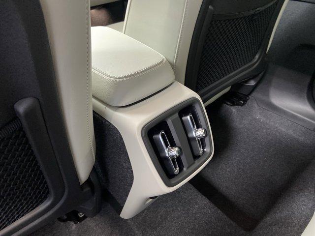 Photo of 2026 Denim Blue Volvo XC40