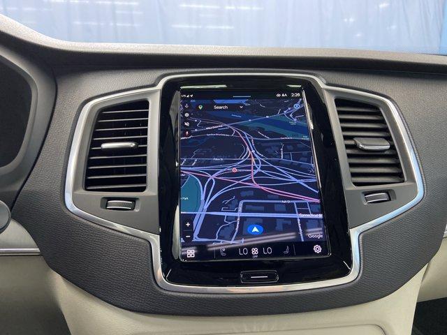 Photo of 2024 Crystal White Volvo XC90