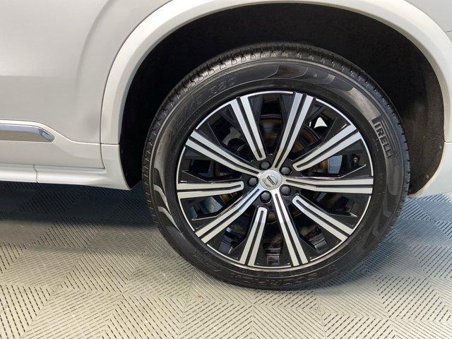 Photo of 2024 Crystal White Volvo XC90