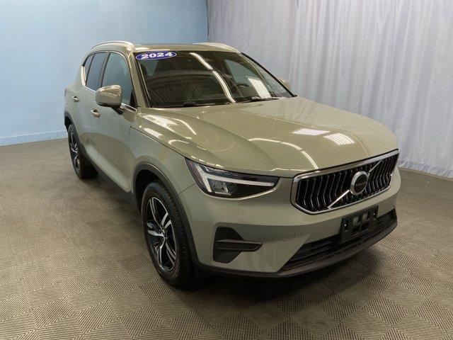 2024 Volvo XC40