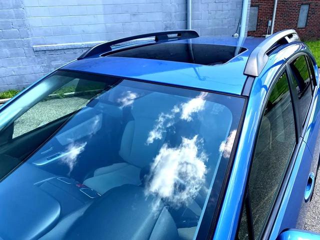 Photo of 2016 Blue Subaru Crosstrek