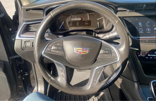Photo of 2018 Gray Cadillac XT5
