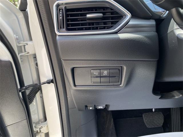 Photo of 2023 Rhodium White Metallic Mazda CX-5