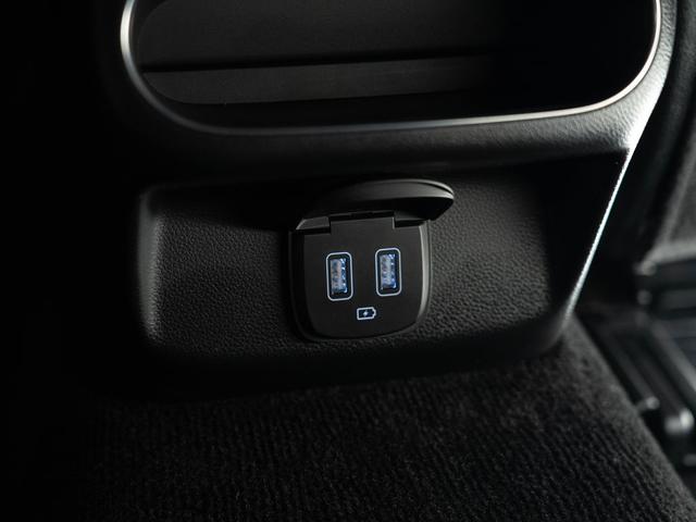Photo of 2023 Vik Black Genesis GV70