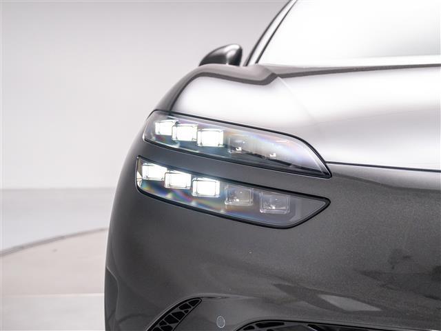 Photo of 2025 Makalu Gray Genesis GV60