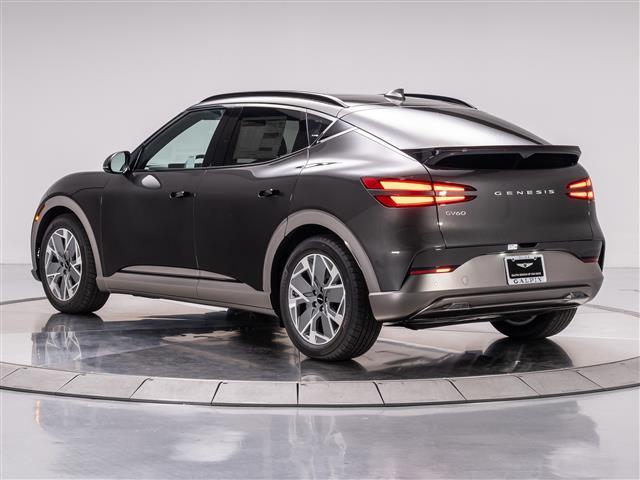 Photo of 2025 Makalu Gray Genesis GV60