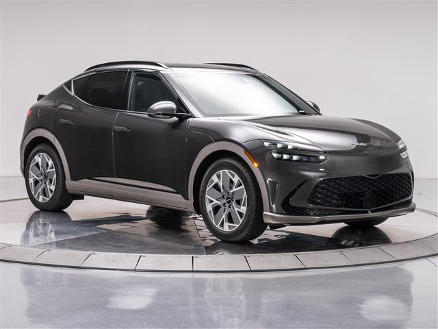 Photo of 2025 Makalu Gray Genesis GV60