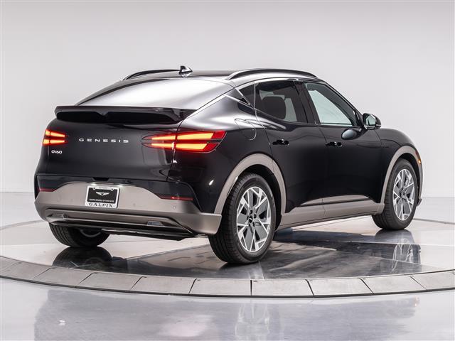 Photo of 2025 Vik Black Genesis GV60