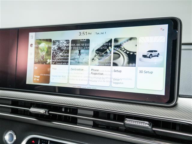Photo of 2025 Vik Black Genesis GV60