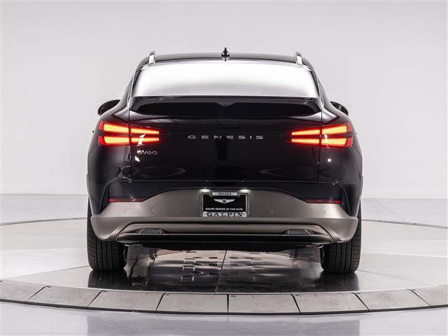 Photo of 2025 Vik Black Genesis GV60