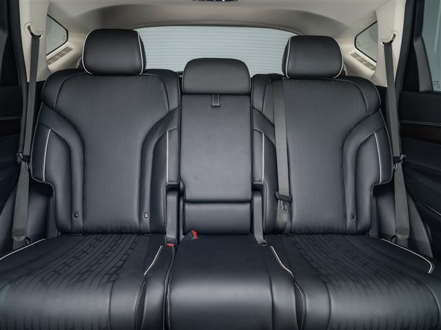 Photo of 2023 Himalayan Gray Genesis GV80