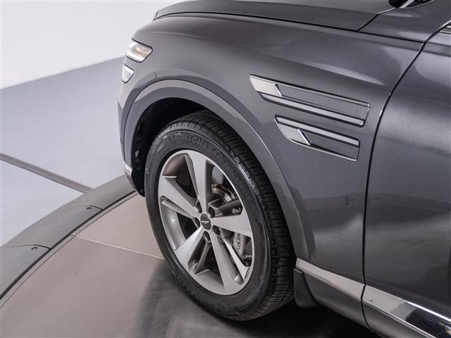 Photo of 2023 Himalayan Gray Genesis GV80