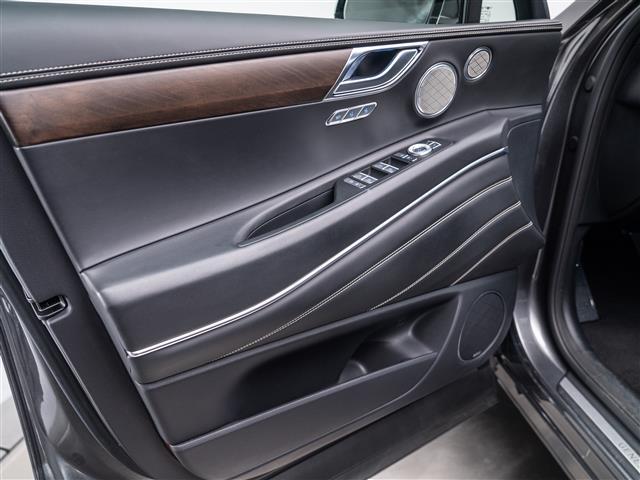 Photo of 2023 Himalayan Gray Genesis GV80