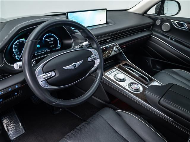 Photo of 2023 Himalayan Gray Genesis GV80