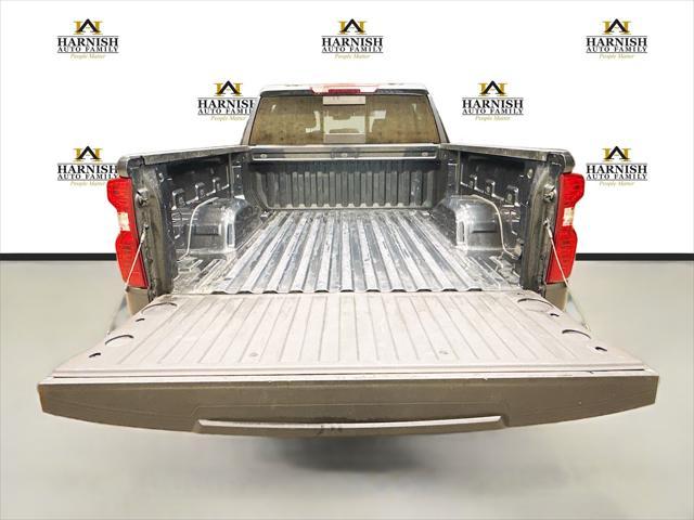 Photo of 2021 Shadow Gray Metallic Chevrolet Silverado 1500