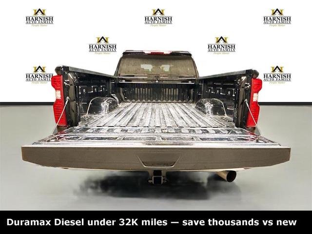 Photo of 2022 Black Chevrolet Silverado 2500