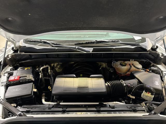 Photo of 2023 Summit White GMC Sierra 1500