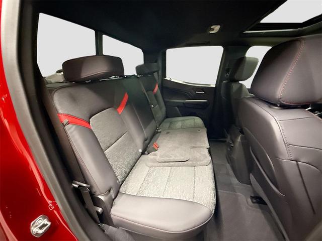 Photo of 2025 Radiant Red Tintcoat Chevrolet Colorado