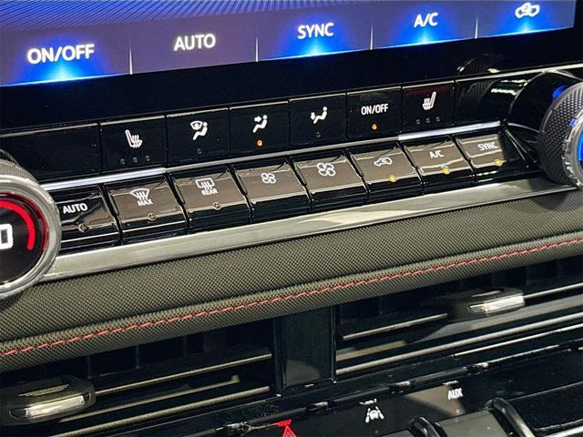Photo of 2025 Radiant Red Tintcoat Chevrolet Colorado