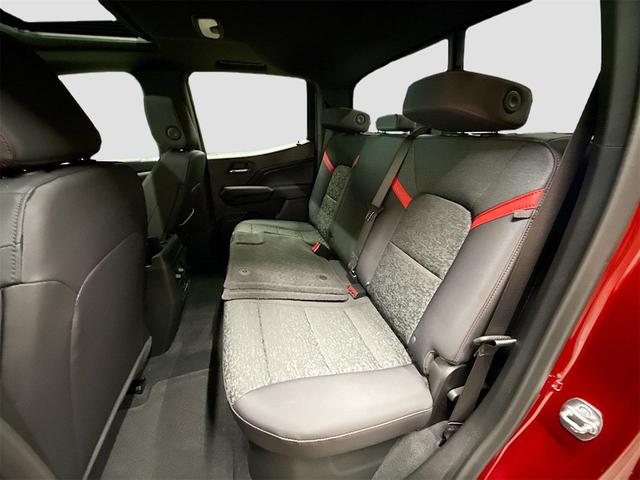 Photo of 2025 Radiant Red Tintcoat Chevrolet Colorado