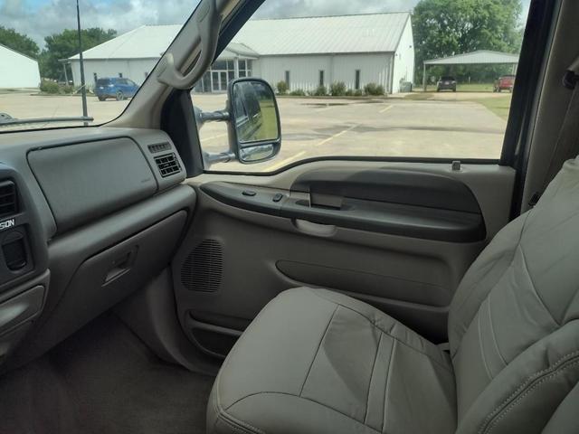 Photo of 2001 Dark Green Ford Excursion