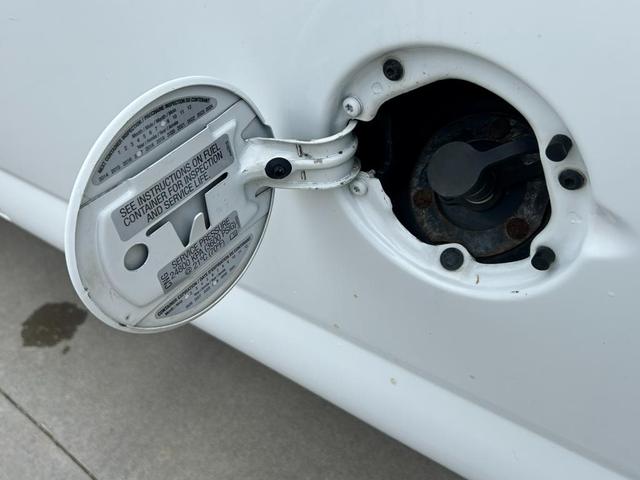 Photo of 2014 White Chevrolet Express 2500