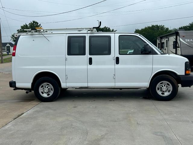 Photo of 2014 White Chevrolet Express 2500