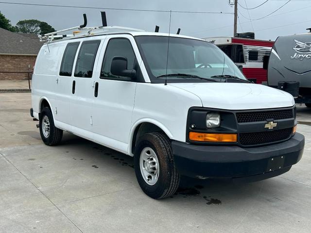 Photo of 2014 White Chevrolet Express 2500