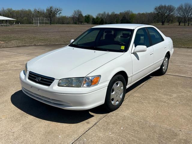 2000 Toyota Camry