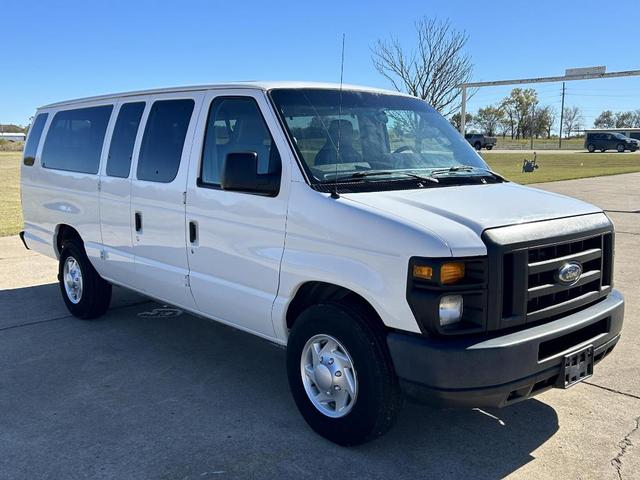 2013 Ford E350 Super Duty